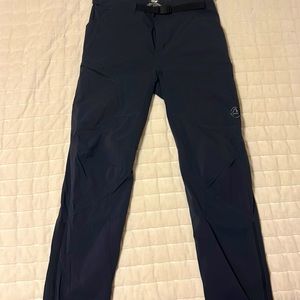 La sportiva tech pant